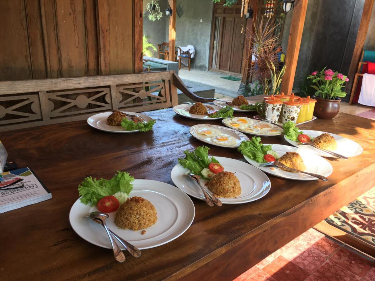 Watukarung Ristu Homestay Kalak Eksteriør billede